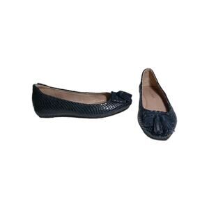 Donald Pliner Pippa Snake Print Navy Blue Flats Women's Size 6.5M Leather